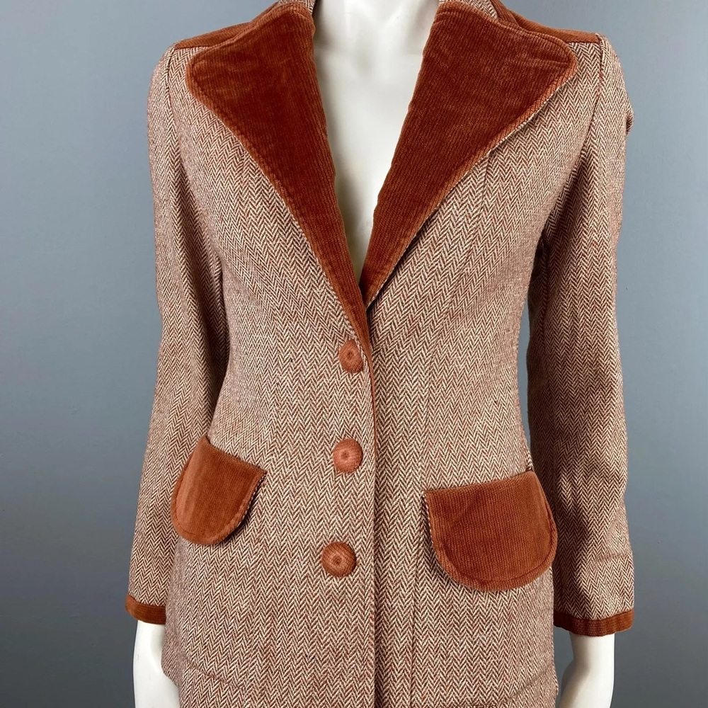 Classic Vintage 1970s Corduroy Tan and Brown Tailored Fit Wool Suit - Picture 4 of 10